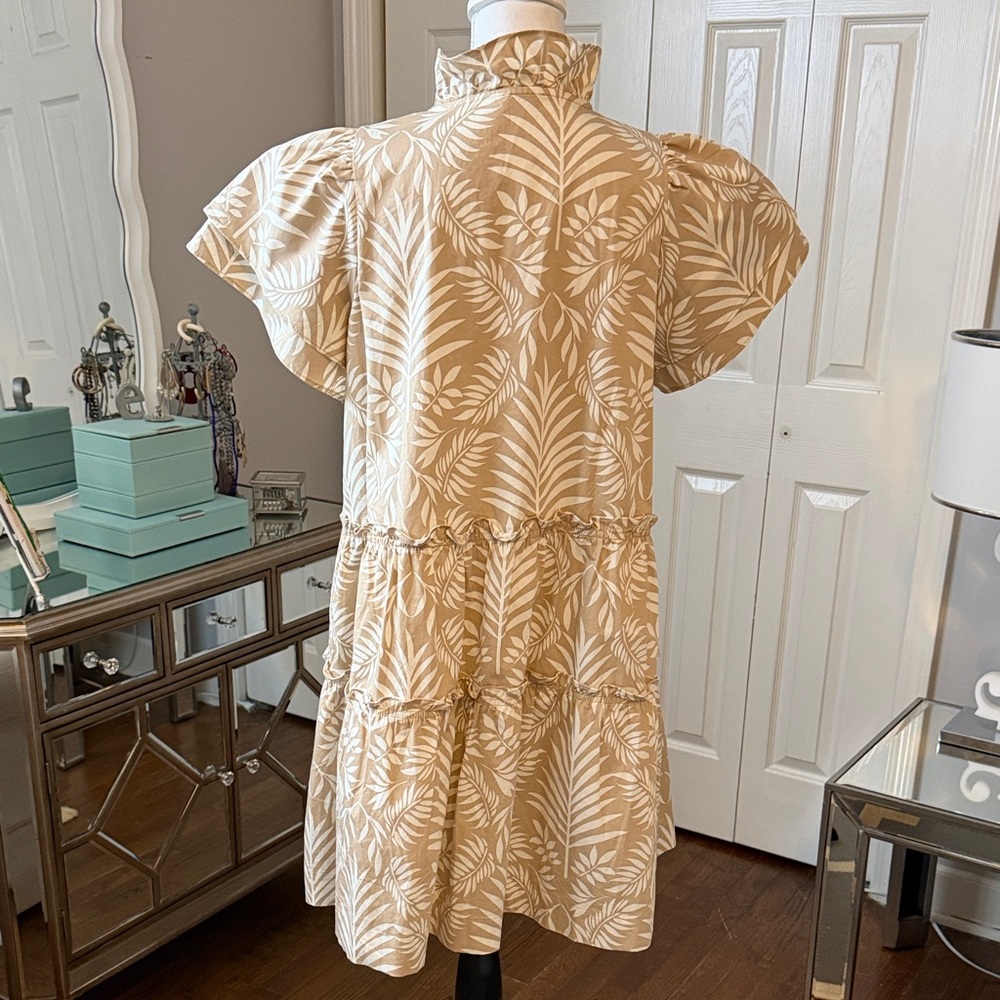 Crown & Ivy Adorable Cream & Beige Leaf Print Ruffle Dress Sz M - Picture 5 of 9